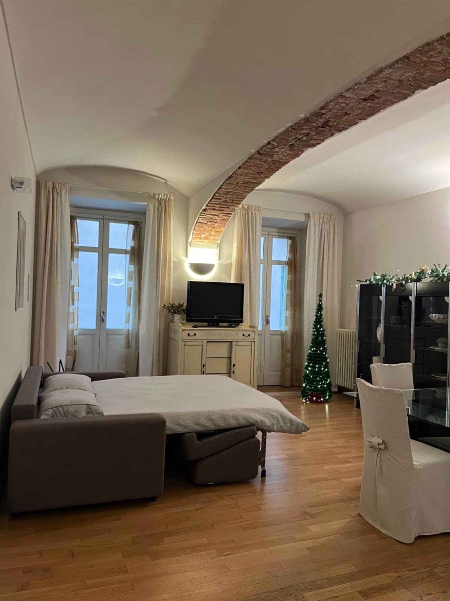 Appartamento Centro Storico Eleganza E Lusso Nel Monferrato Casale Monferrato Esterno foto