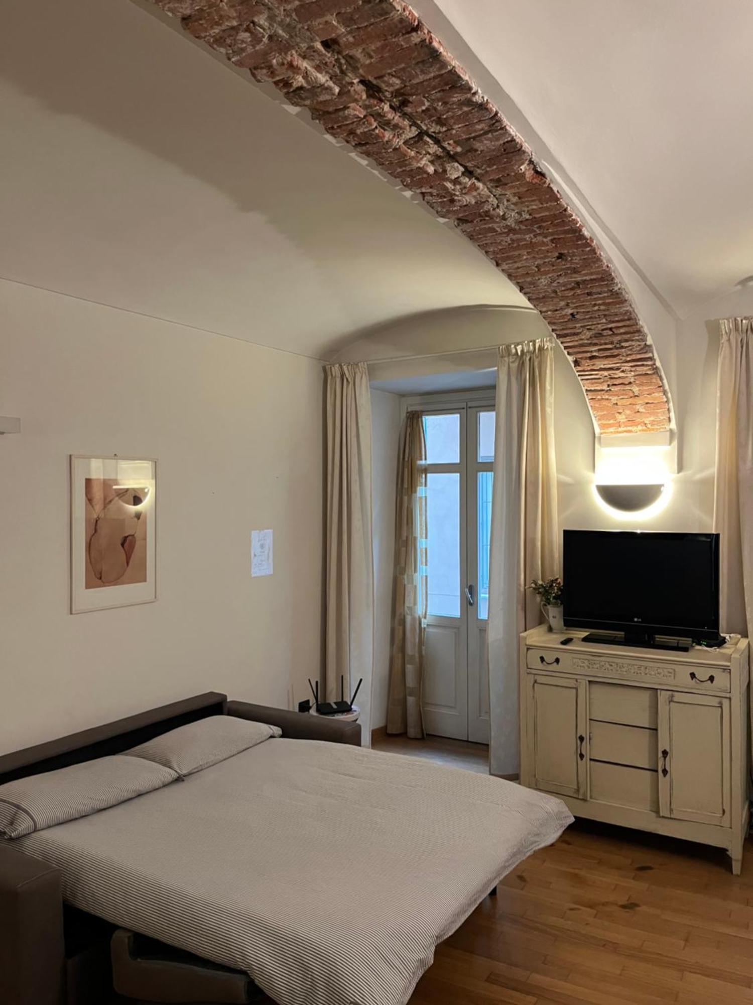 Appartamento Centro Storico Eleganza E Lusso Nel Monferrato Casale Monferrato Esterno foto
